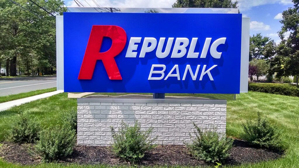 republic-bank-07